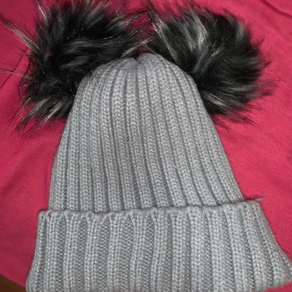 Furry women’s winter beanie - Picture 1 of 2